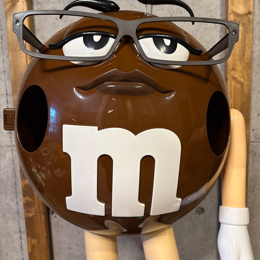 新品　M&M's ブラウン　ストアディスプレイ