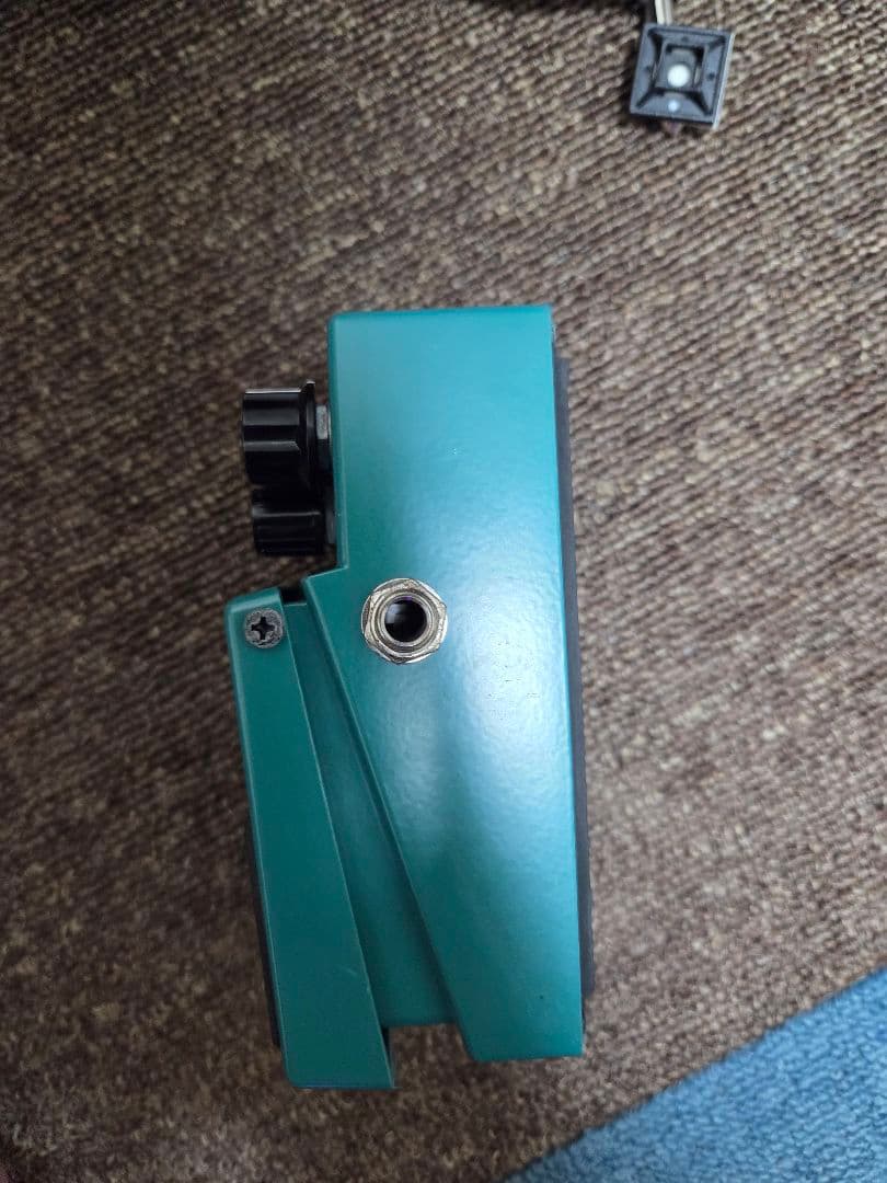 BOSS Tremolo TR-2 ギターエフェクター