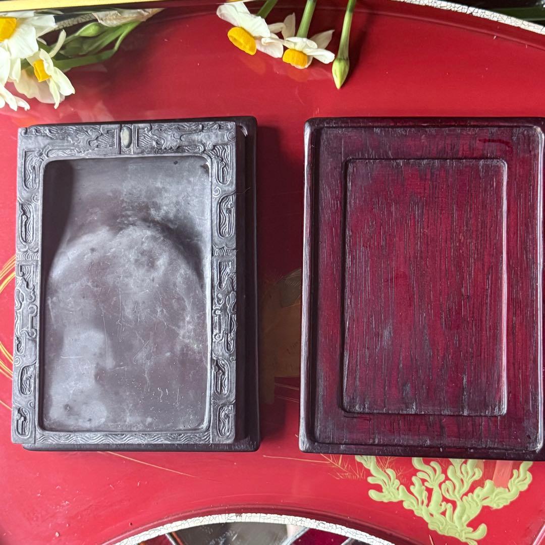 書ぞめに‼️新春期間限定‼️不世出の名品‼️旧家蔵出端渓硯『古松❌瀧　硯』」唐木箱1点