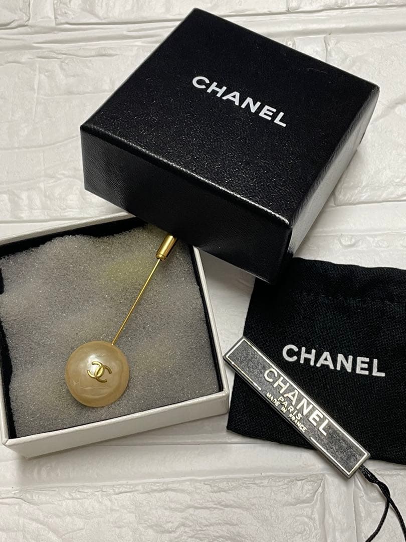 【匿名配送】CHANELシャネル ブローチ　❤︎