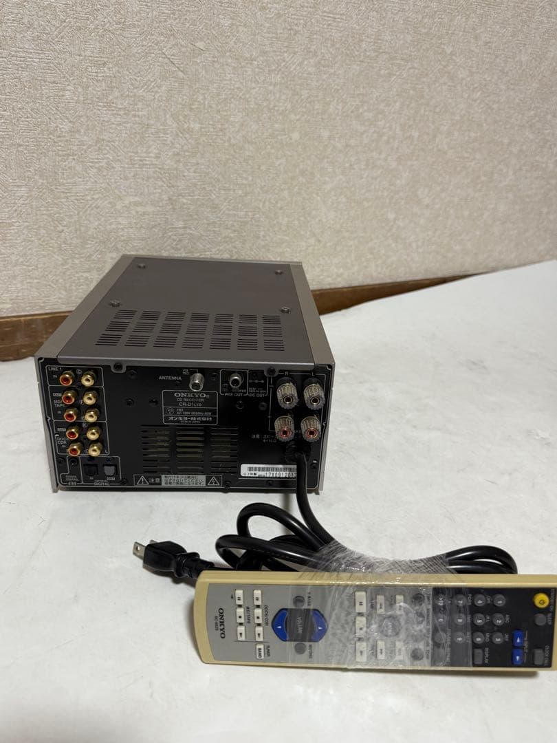 ジャンク品 ONKYO CD/FMチューナーアンプ CR-D1LTD