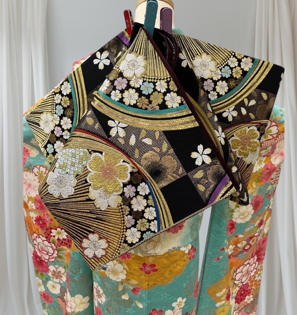 ❣️期間限定お値下げ❣️(5379夏) ✿ 振袖フルセット ✿ 四季の花 金駒刺繍