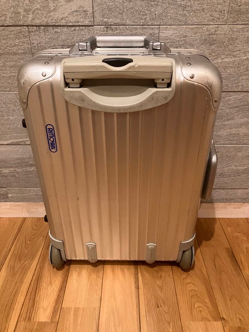 RIMOWAリモワ トパーズ シルバー32l 機内持込 青ロゴ 静音化