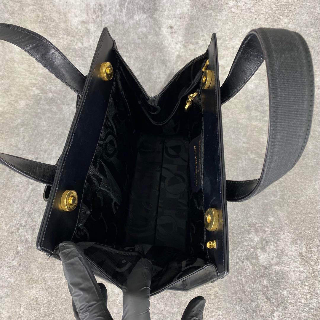 フェラガモ ヴァラ リボン 金具 ハンドバッグ トートバッグ レザー ブラック