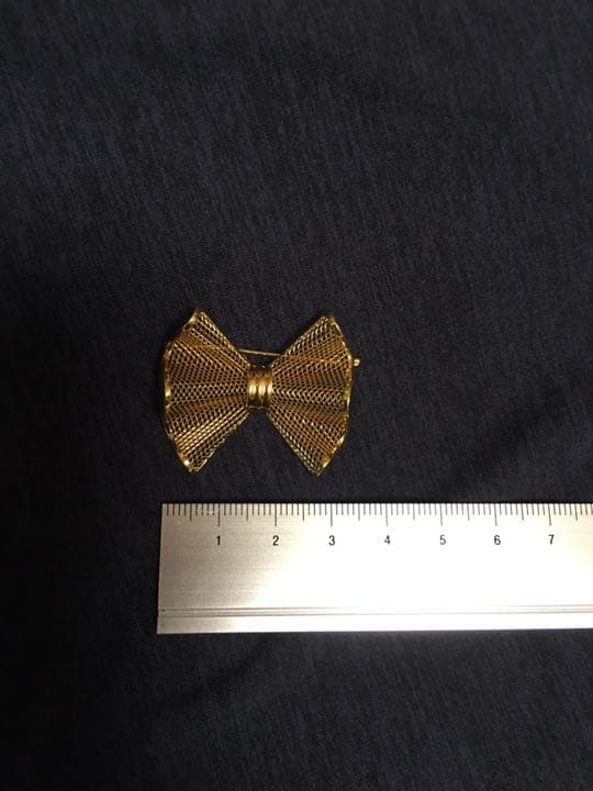 ★Ｋ18★リボンのブローチ