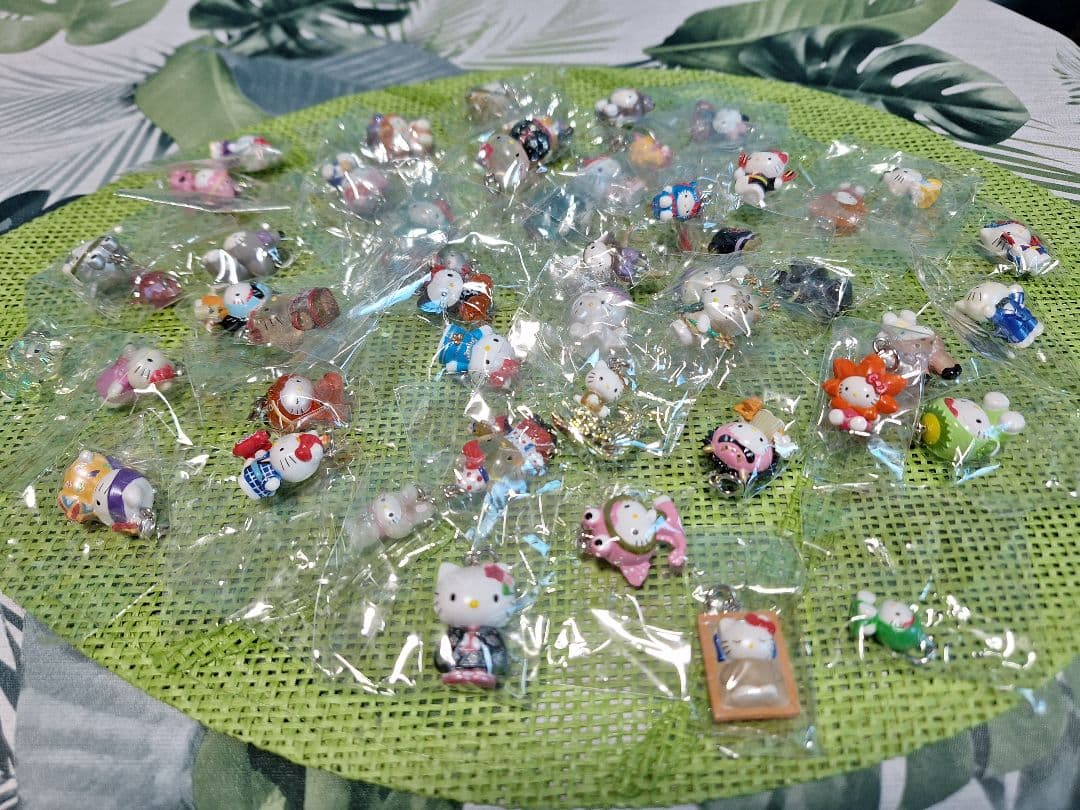 ご当地限定☆ハローキティ2002年☆コレクターズマスコット☆スペシャルバージョン