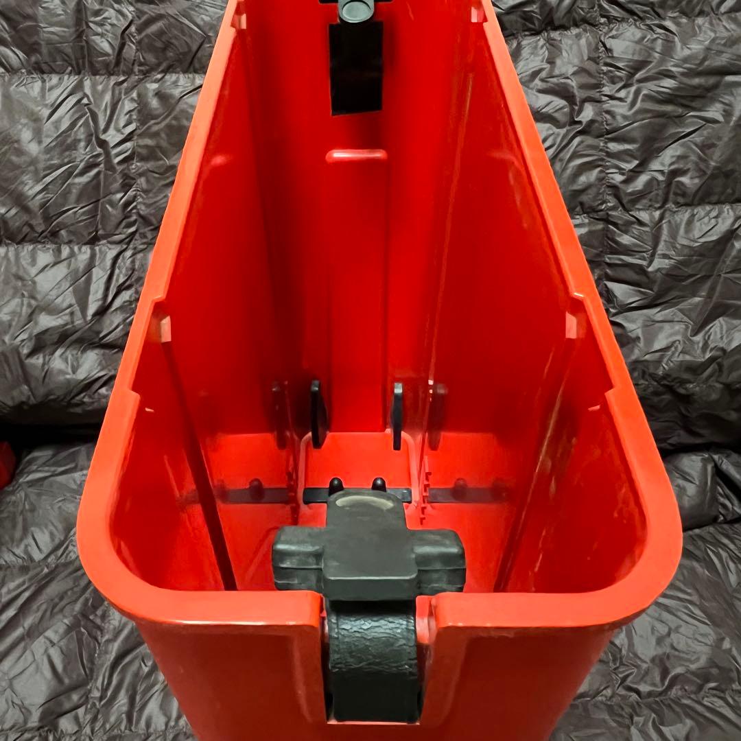 オリベッティ タイプライター バレンタインS フランス、ドイツ語対応