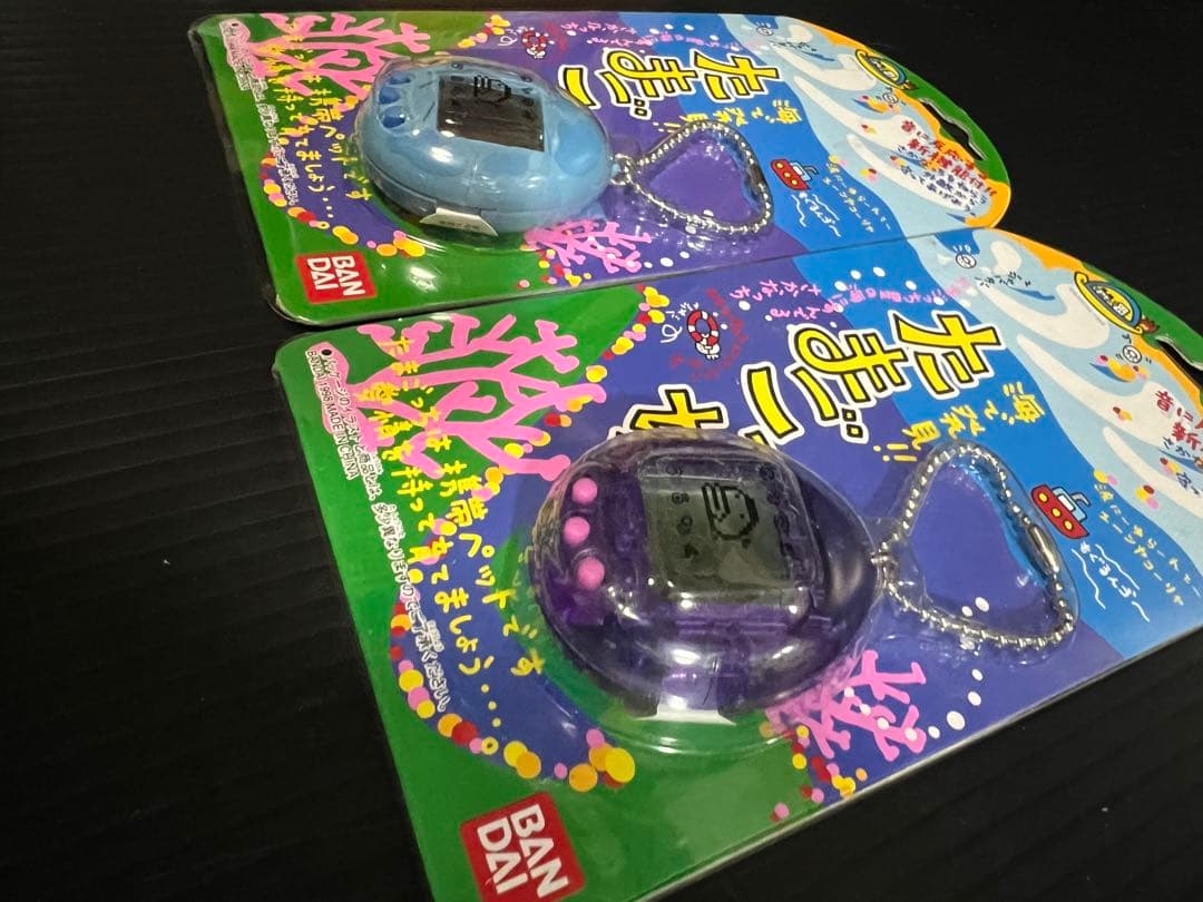 BANDAI 海で発見たまごっち 2個セット 青 紫