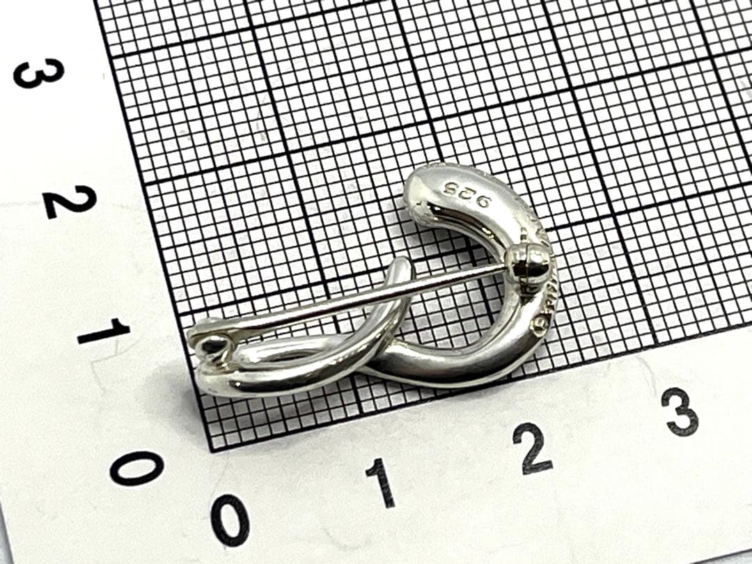 h634 希少　美品　ティファニー　アルファベット「S」イニシャル「s」ブローチ