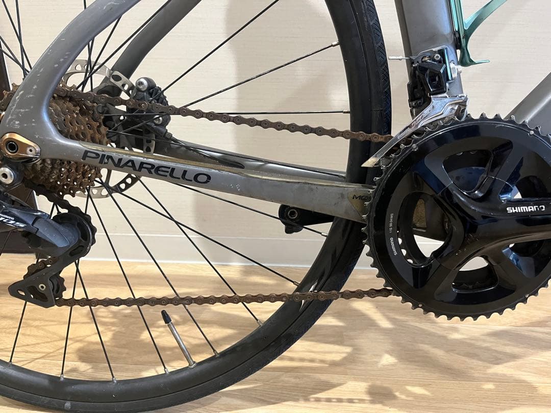 【必読】PINARELLO PARIS ロードバイク グレー　105