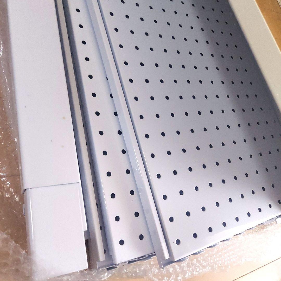 ホワイトメッシュ陳列スタンド 収納 ラック 頑丈 スチール製 フック付き 業務