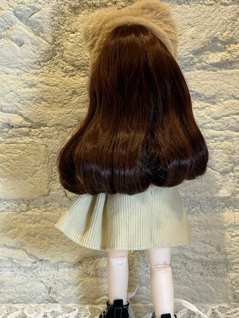 ドール 30cm本体＋衣装2着＋靴2足＋バッグ1点 ウィッグカスタムドール