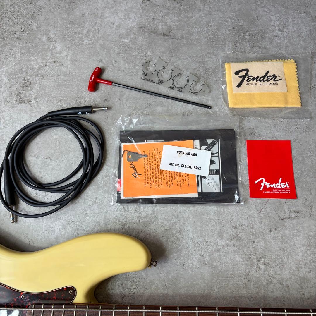 みちた様 Fender American Deluxe Jazz Bass V