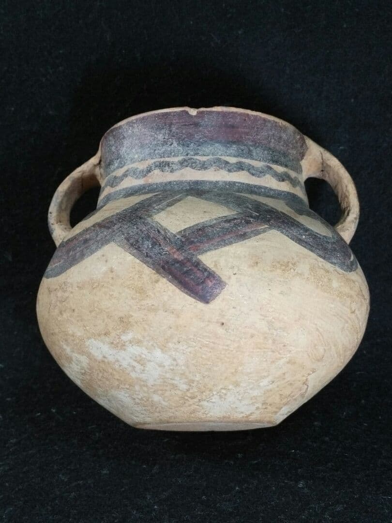 古い彩陶器　年代品