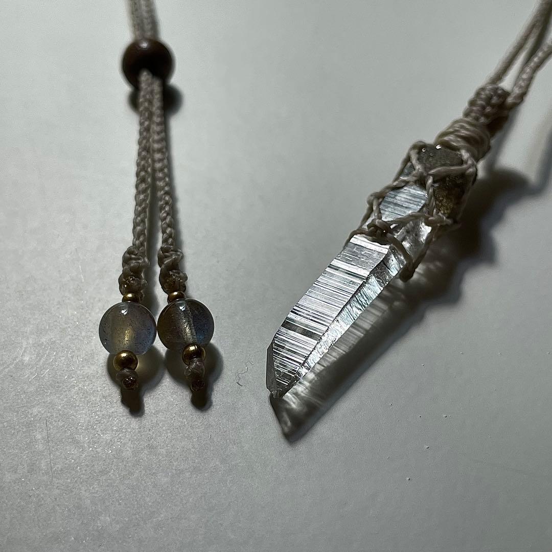 ヒマラヤ水晶 ガネッシュヒマール ＊ マクラメペンダント ネックレス 52