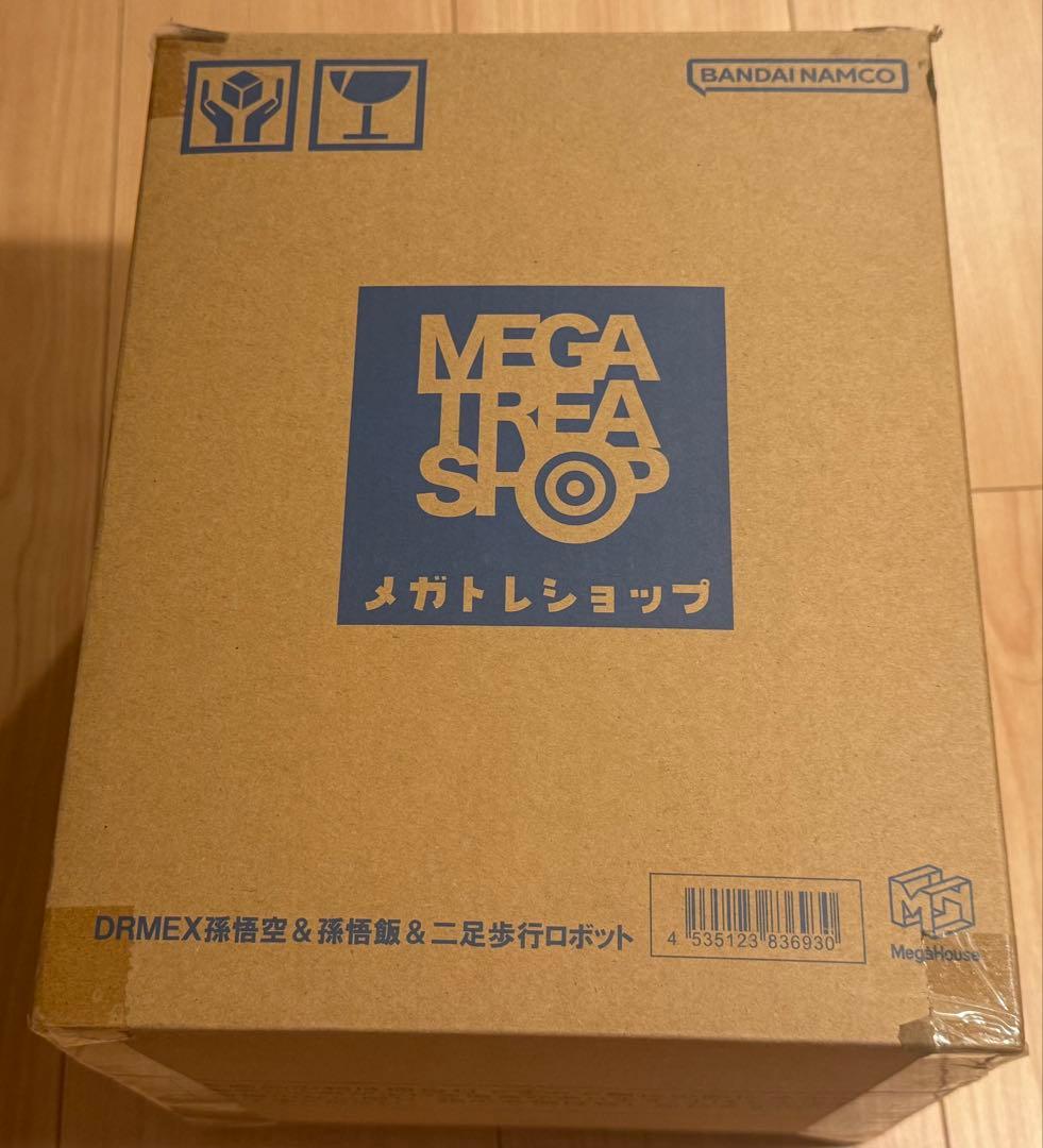 新品未開封 二足歩行ロボット デスクトップリアルマッコイ ドラゴンボール