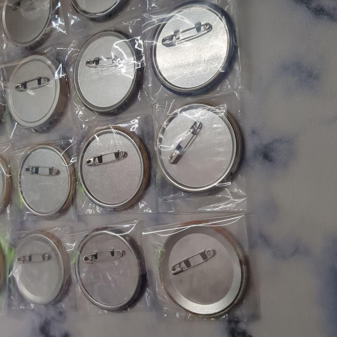 プロセカ　缶バッジ　グリ缶