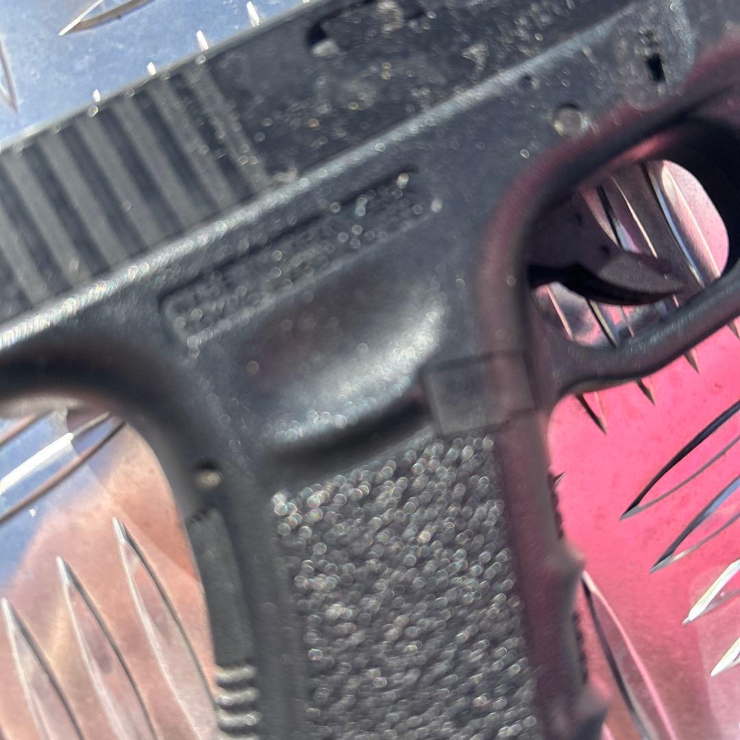 Glock 17 ガスガン 9x19mm オーストリア製　マガジン2個付き