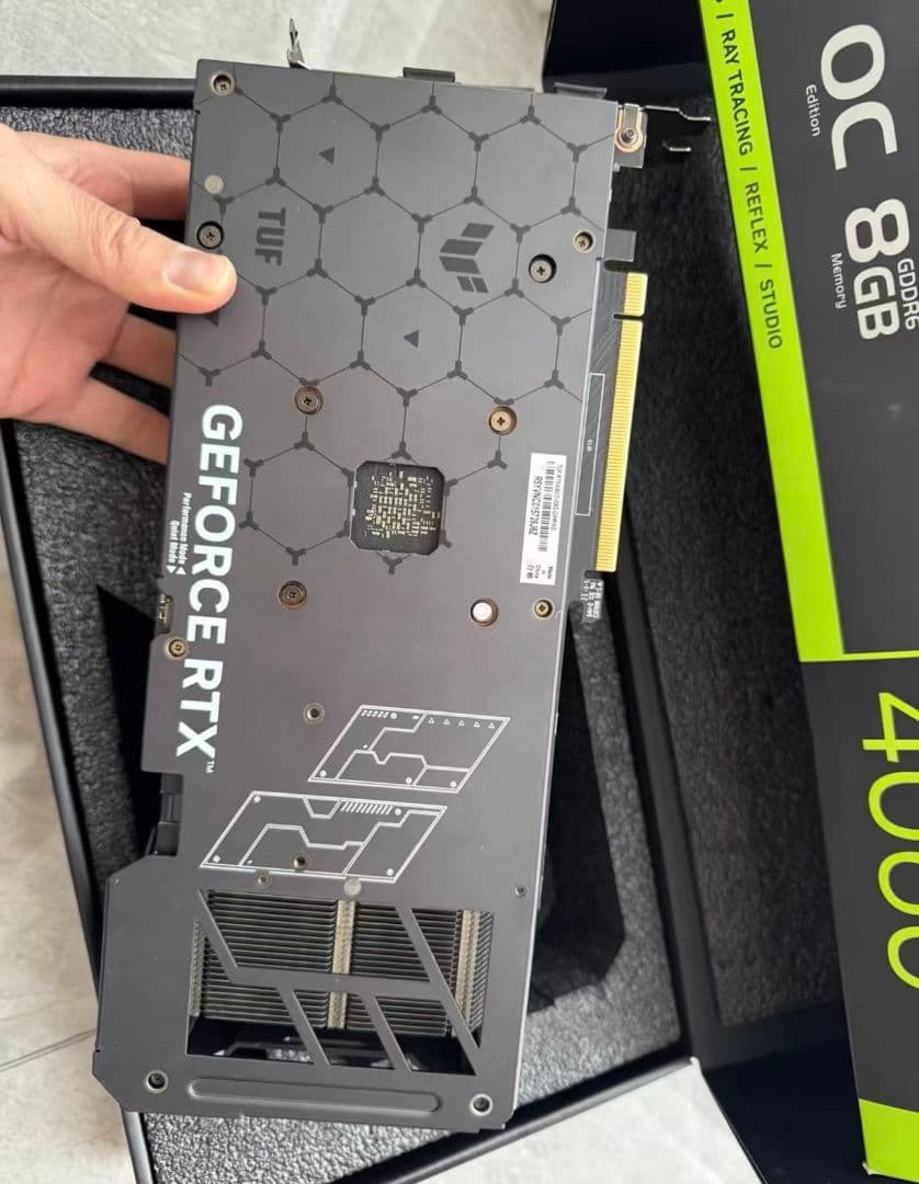 グラフィックボード・グラボ・ビデオカード ASUS TUF Gaming GeForce RTX 4060 Ti 8GB