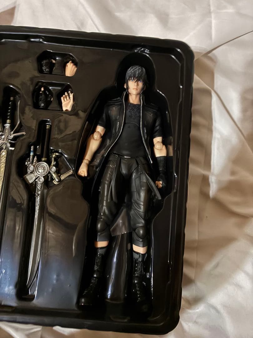 ファイナルファンタジーXV プレイアーツ改 ノクティス・ルシス・チェラム