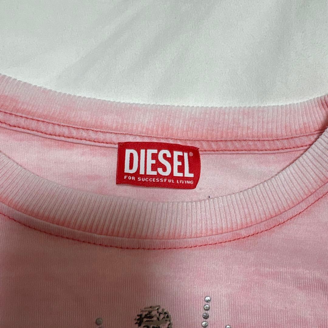 DIESEL ピンク Tシャツ 剣プリント