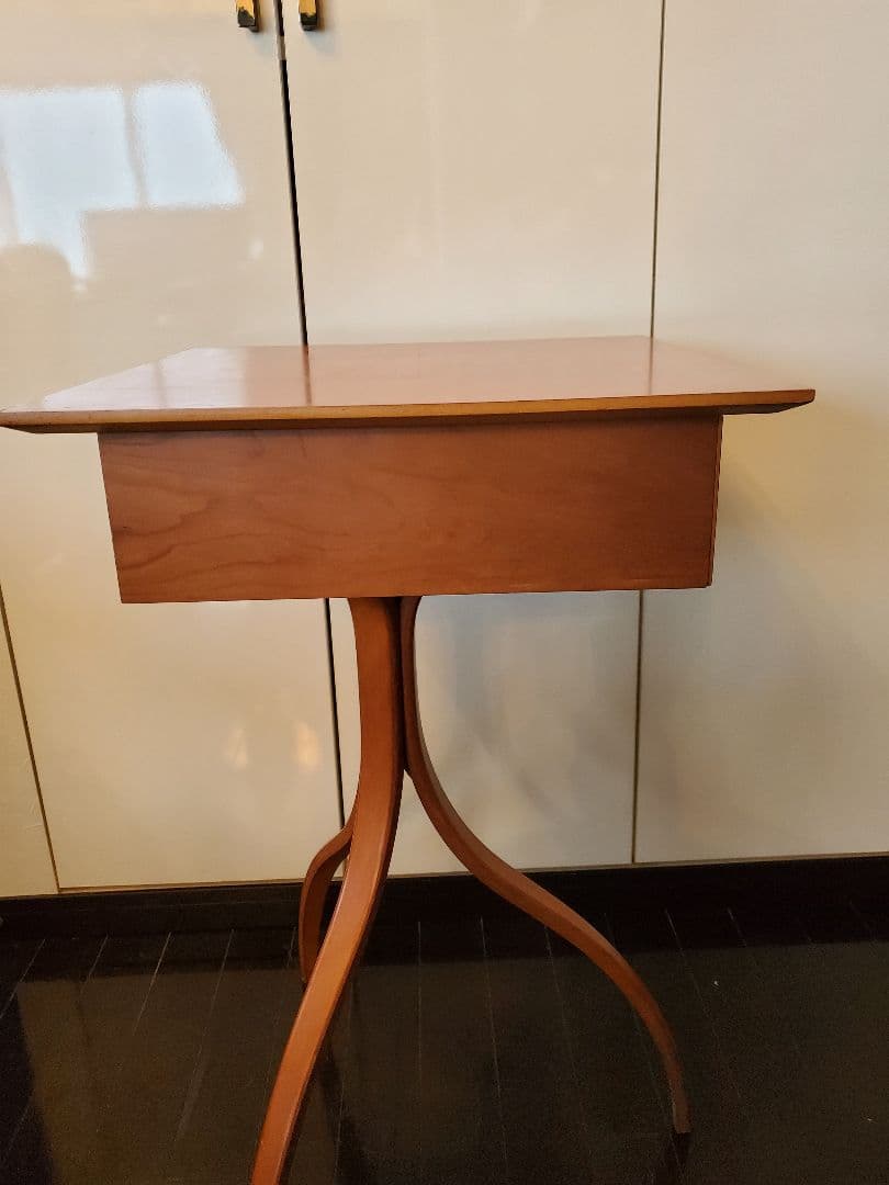 アクタス♥️モデュラス サイドテーブル チェリー材 トーマス・ステンダー