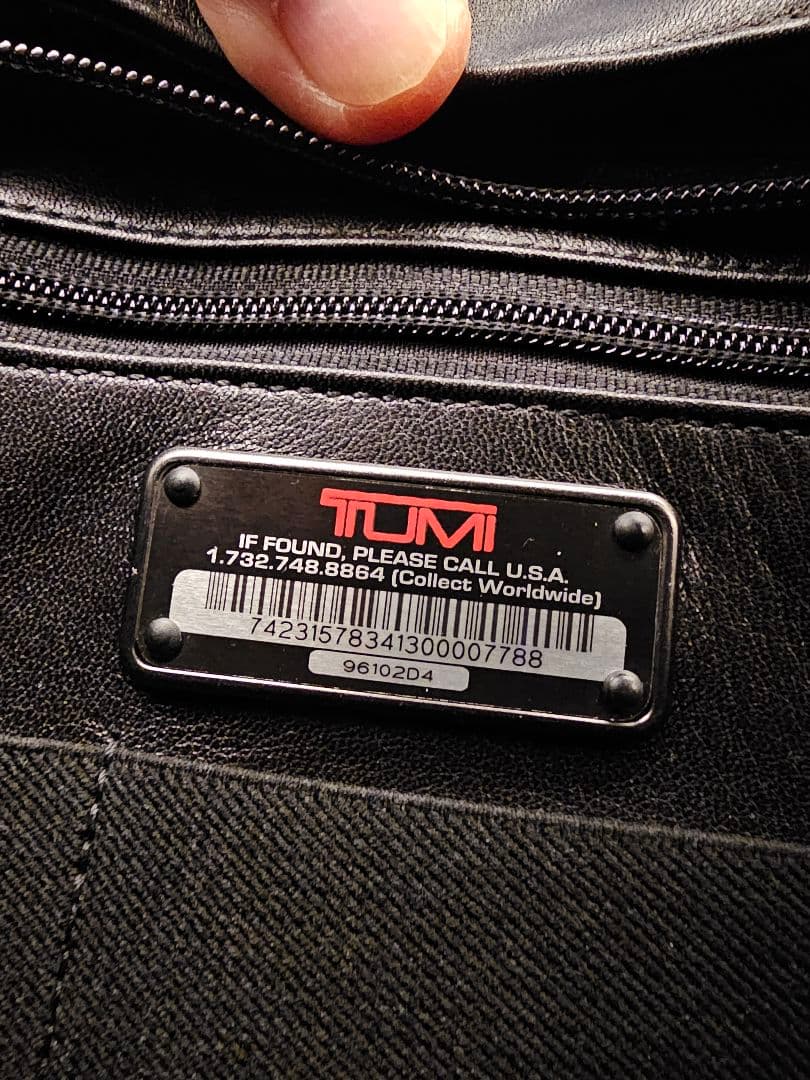 TUMI ブラック キャリーケース