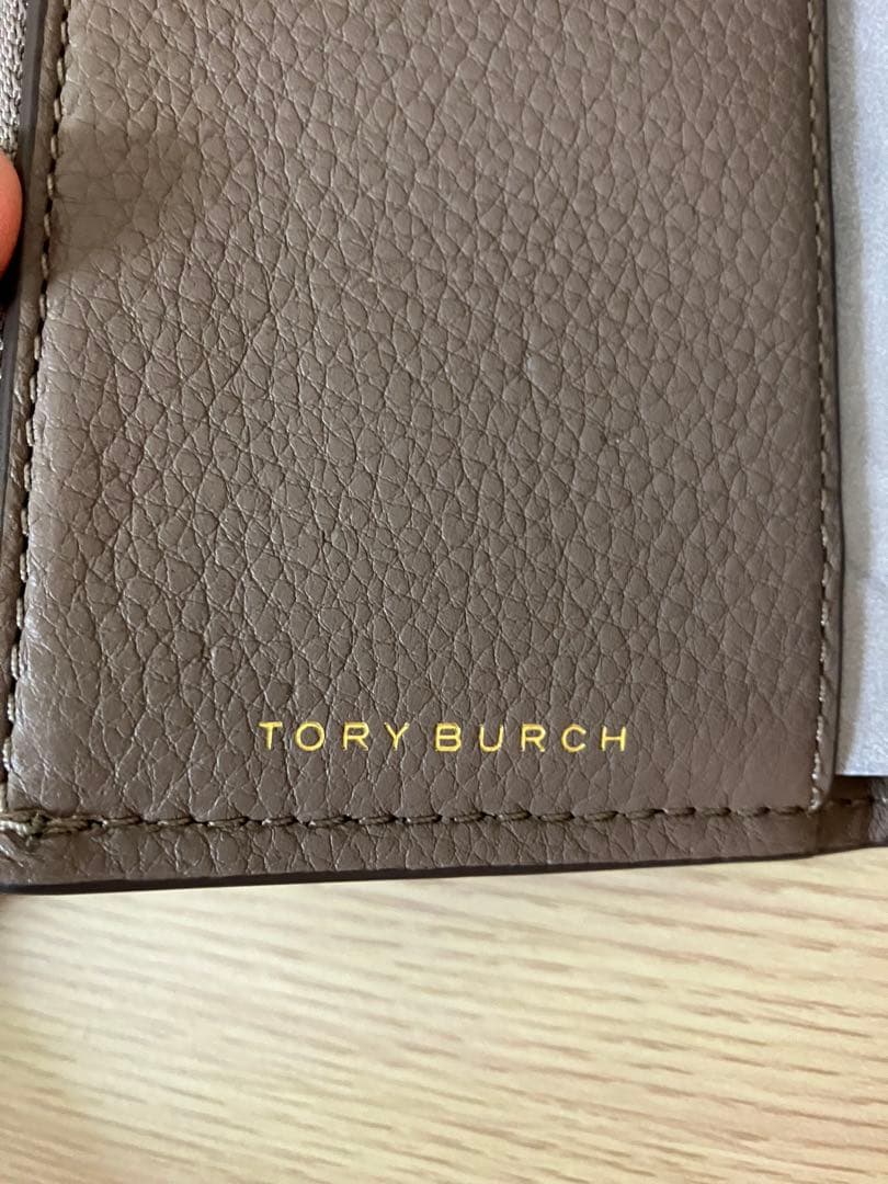 【新品未使用】TORY BURCH グレー財布