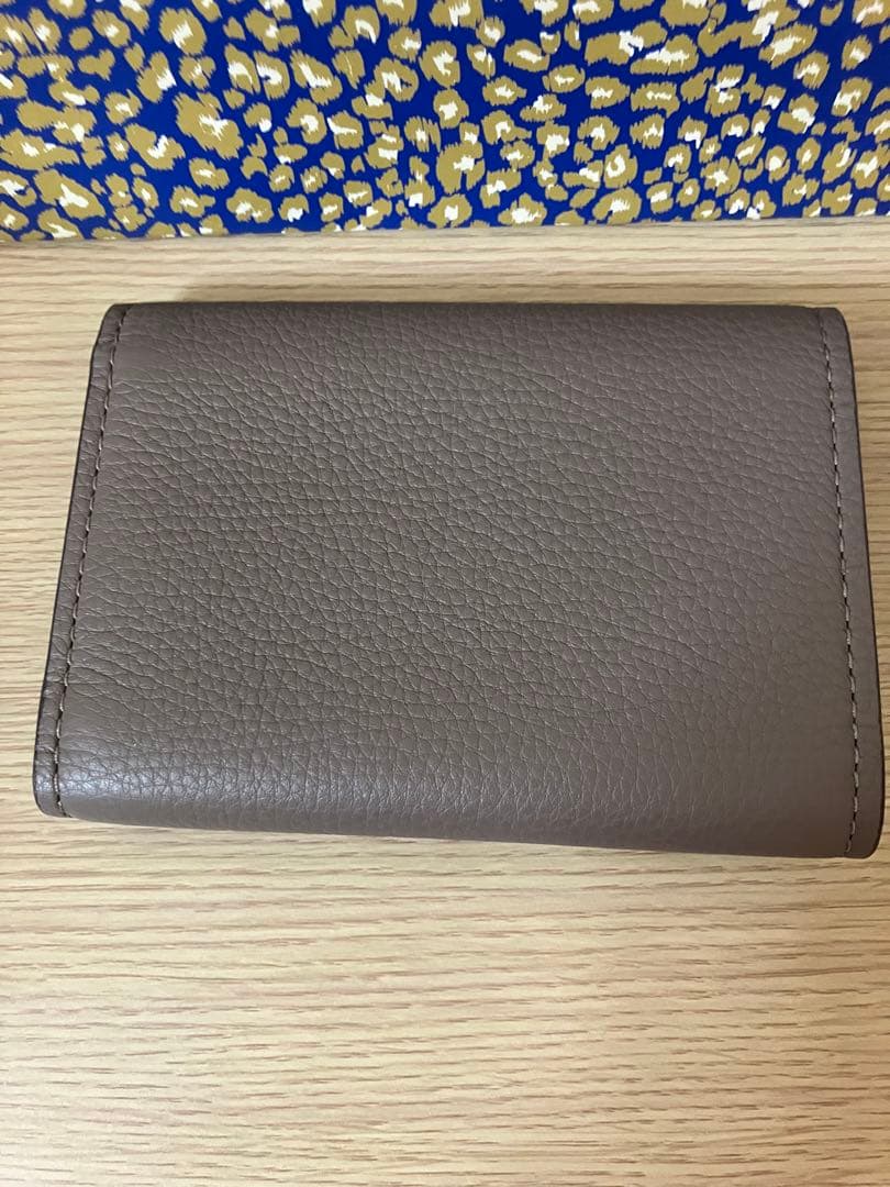 【新品未使用】TORY BURCH グレー財布