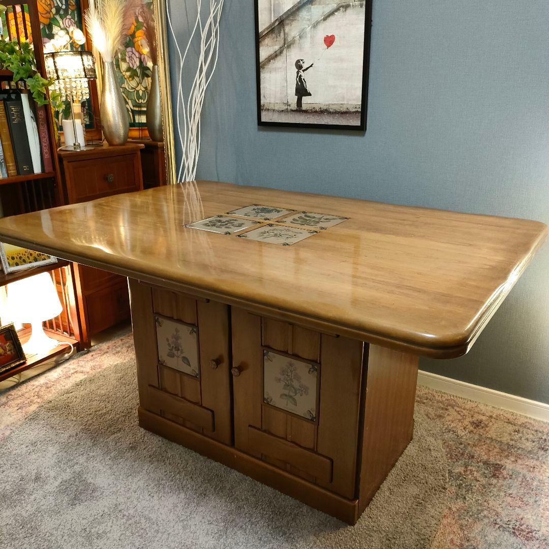 【希少・廃番】ACTUS バレンシアシリーズ ダイニングテーブル