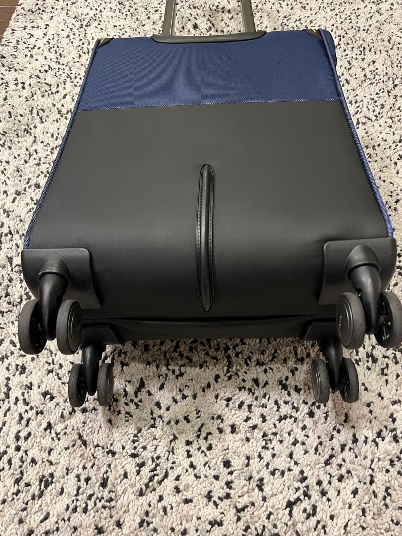 Samsonite キャリーケース ストラリウム スピナー ネイビー