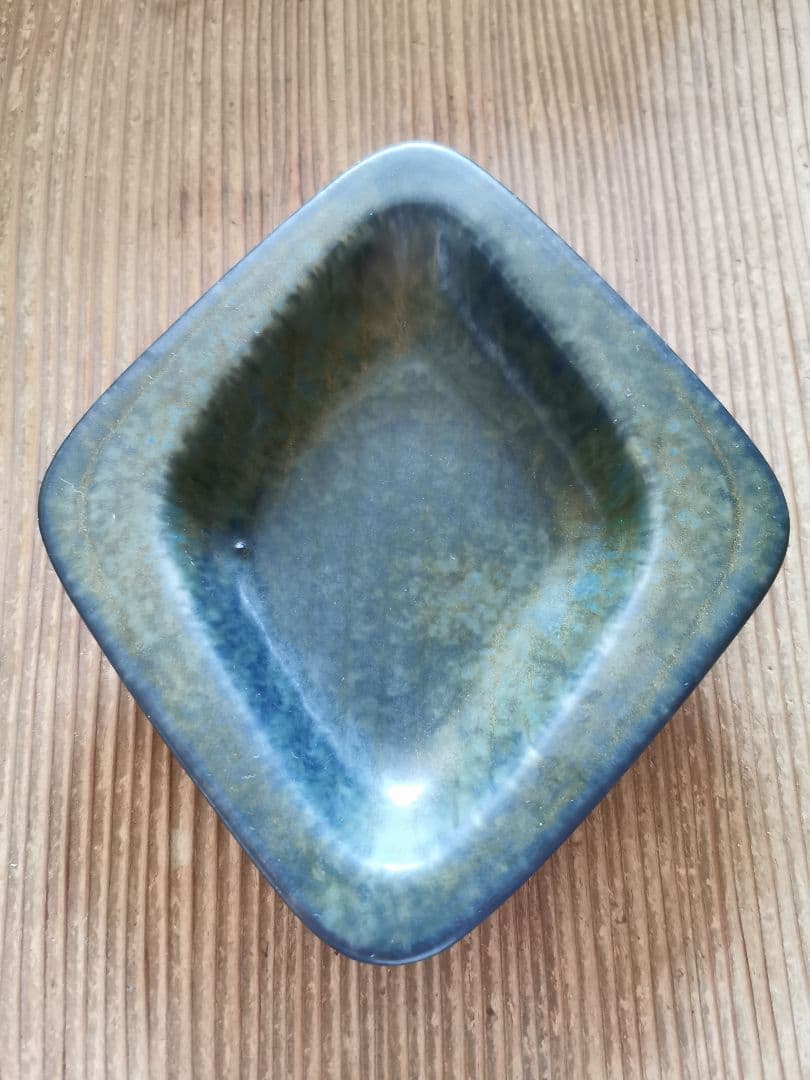 北欧スウェーデン ヴィンテージ 鉛青錆色の美しいロンバス深皿 グンナーニールンド