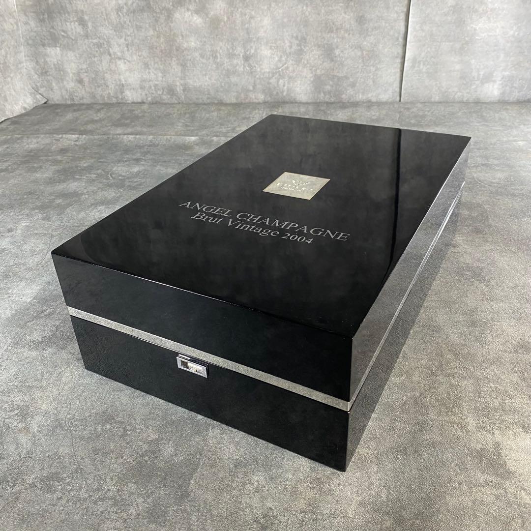 エンジェル シャンパン プラチナ　ヴィンテージ　2004 ケース付き　507