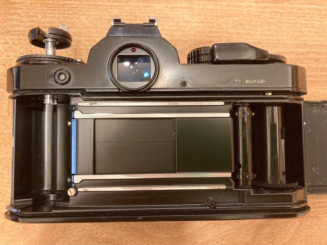 【精度良好・モルト交換済】ニコン Nikon FE ブラック 黒 ボディ