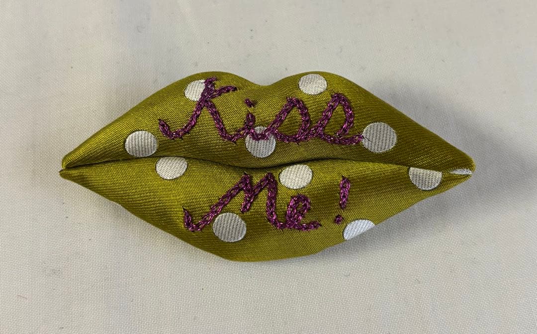 【未使用】希少ワコマリア 09aw 唇型ブローチ