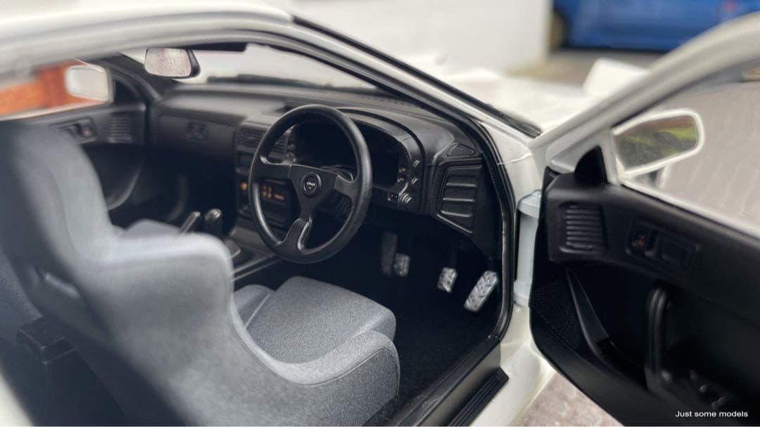 【新品】1/18 WHELART マツダ サバンナ RX-7 FC3S