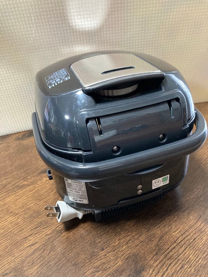 象印　NP-RN05 象印 圧力IH炊飯器3通りの炊き分け圧力(2024年製)