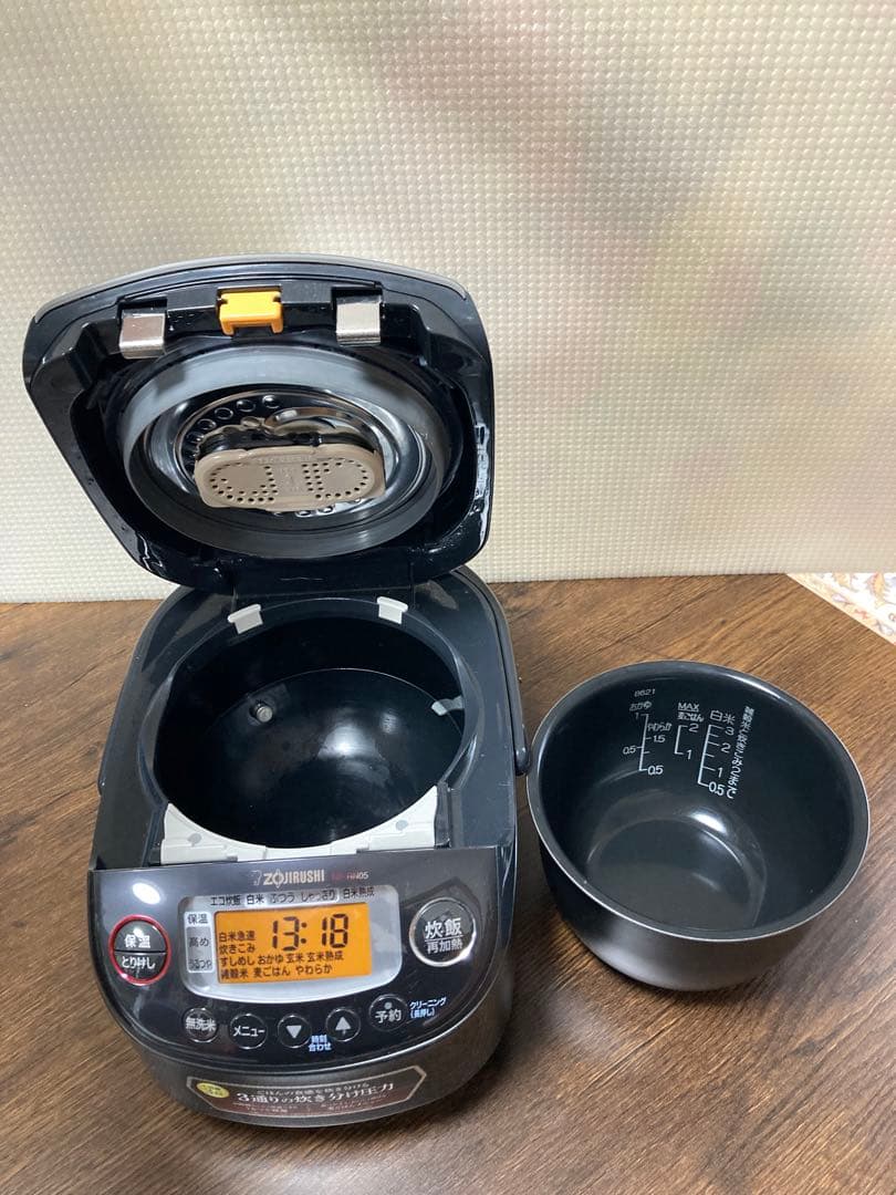 象印　NP-RN05 象印 圧力IH炊飯器3通りの炊き分け圧力(2024年製)