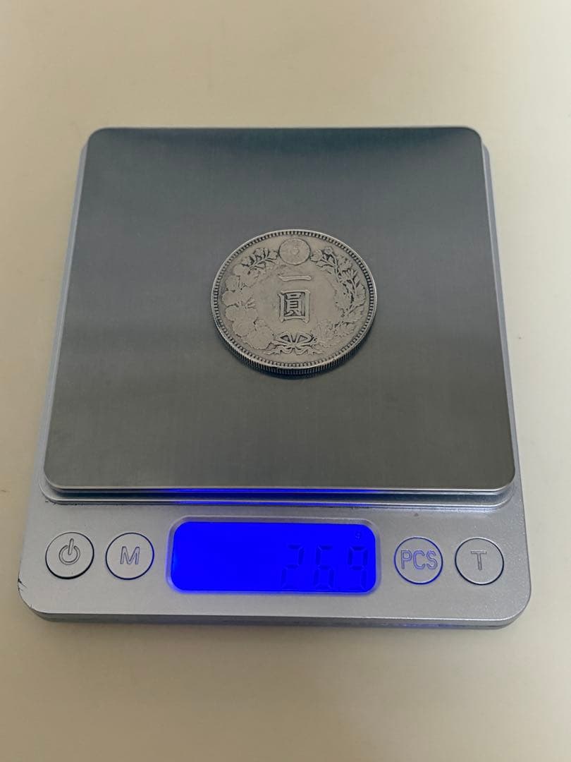 明治23年　一円銀貨