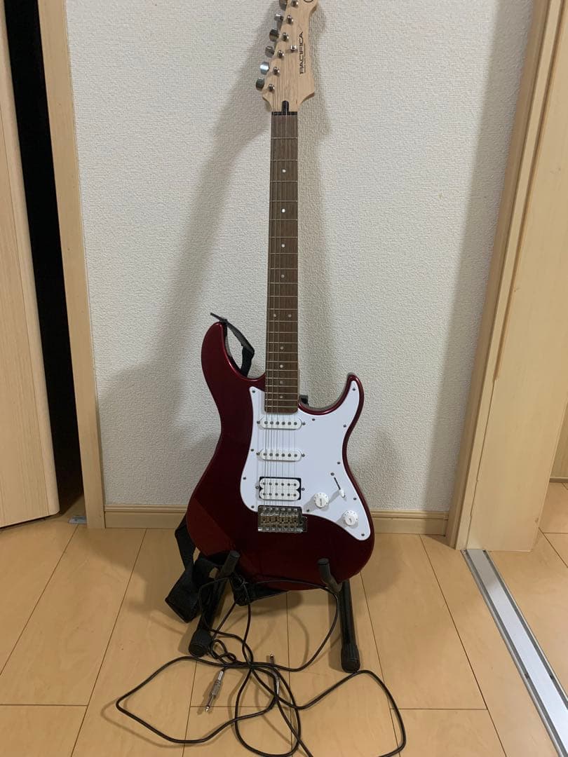 ギター YAMAHA PACIFICA012