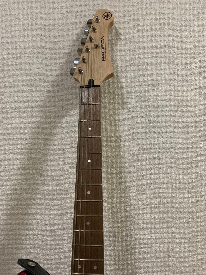 ギター YAMAHA PACIFICA012