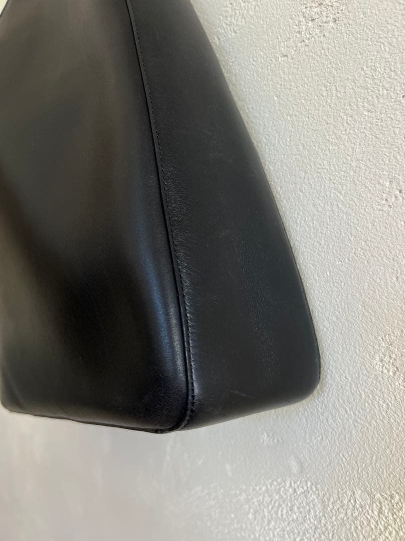 バッグ PRADA archive leather shoulder bag