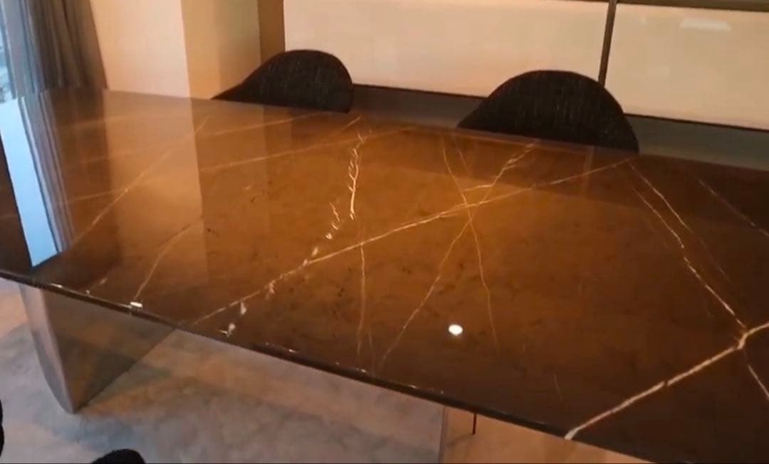 ミノッティ　定価約500万　高級　大理石　テーブル wedge