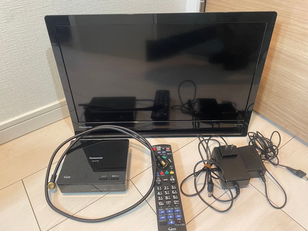 パナソニック プライベートビエラ　UN-19CF10D UN-E10S