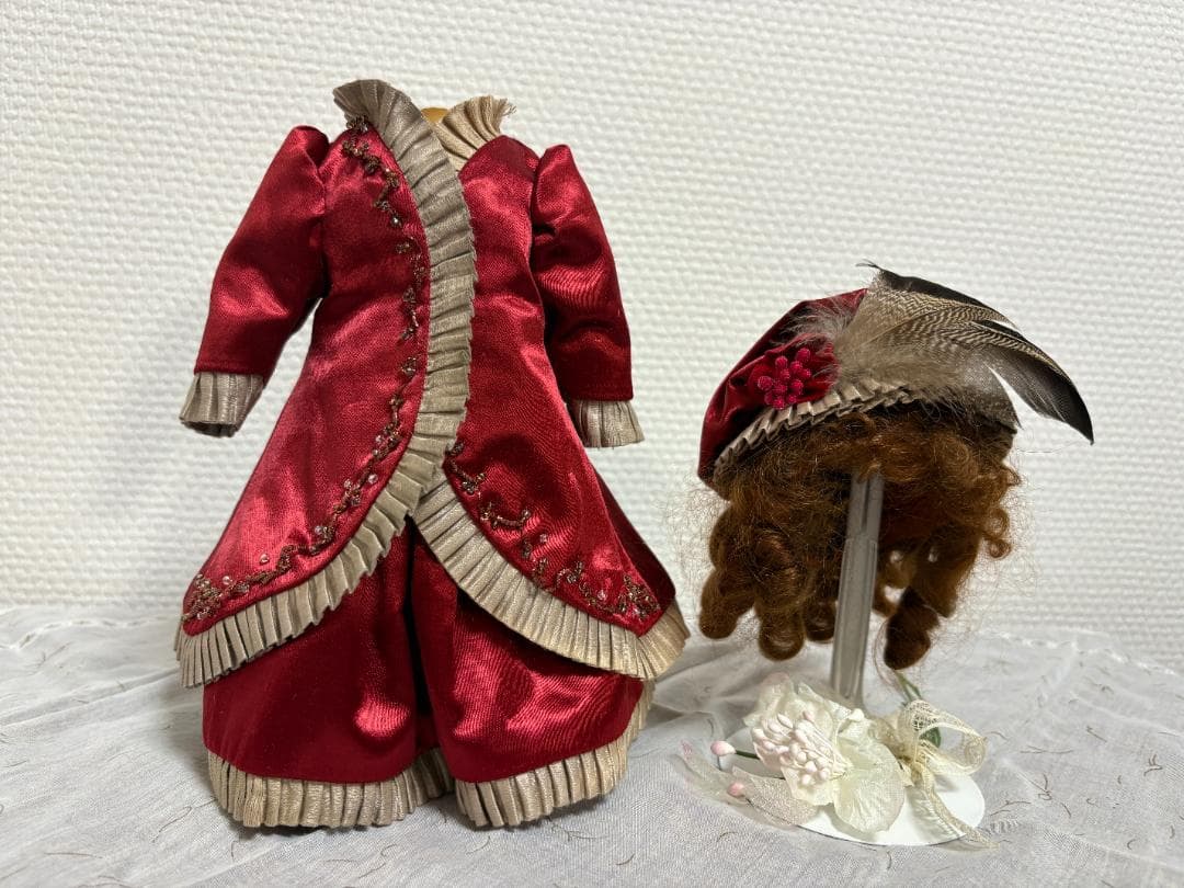 ✴︎ちょっと休憩中✴︎ビスクドール用♡ドレス(深紅)セット
