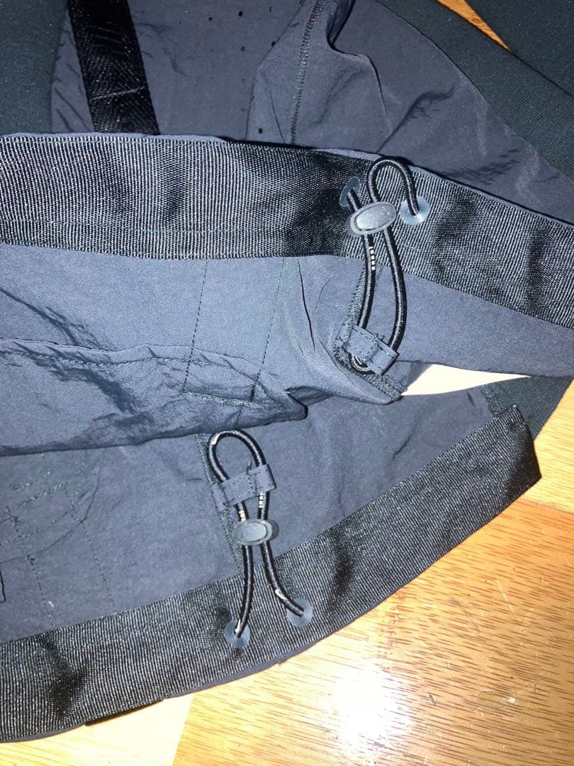 ゆーぴー　NIKE ナイキ × Sacai プルオーバー パーカー