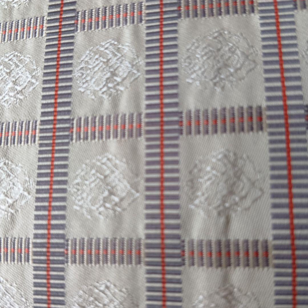 西陣織利休バック　ベージュとレッドの格子柄和装用バッグ