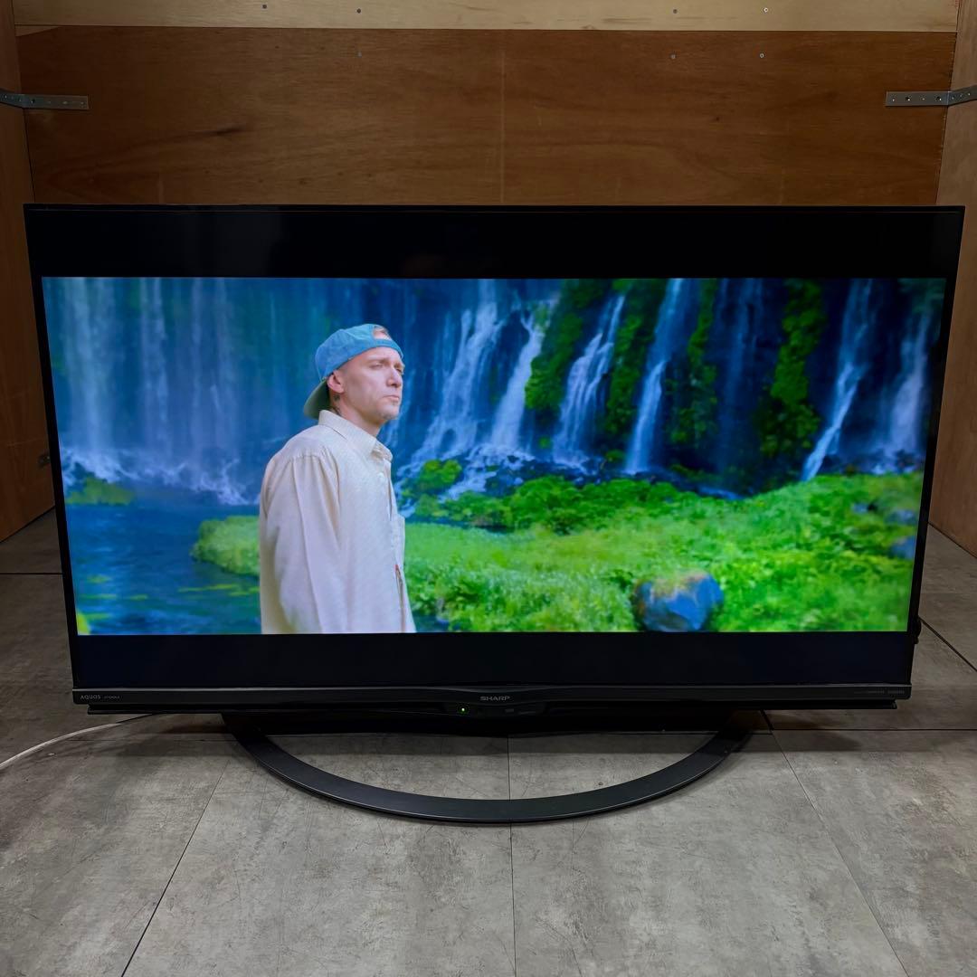 一都三県限定　配送無料　4K液晶テレビ　SHARP シャープ　40インチ