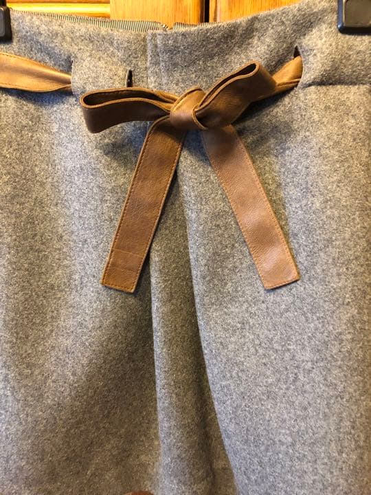 秋冬　BRUNELLO CUCINELLI ブルネロクチネリ　スカート