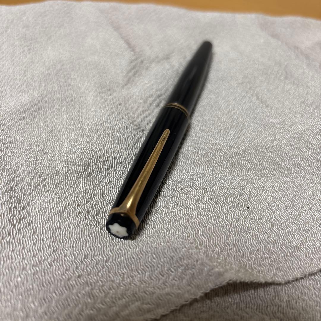 モンブラン　MONT BLANC 万年筆　黒